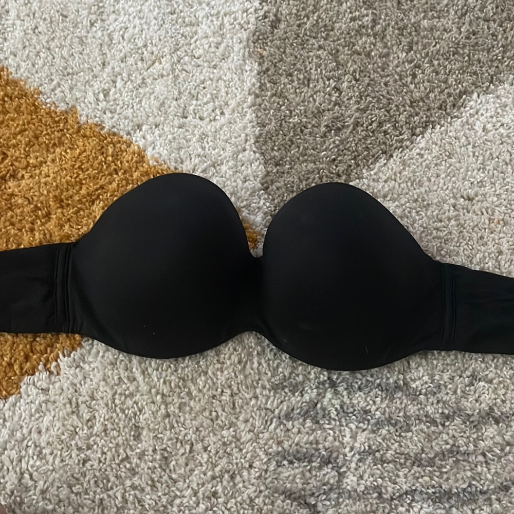 Victoria Secret Strapless Bra